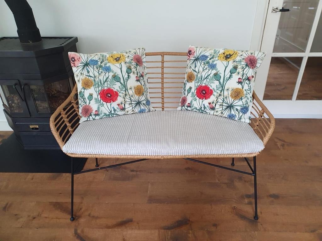 Trouwbankje te huur voor tijdens ceremonie op bruiloft, Ophalen, Tweepersoons, Zo goed als nieuw, Minder dan 150 cm