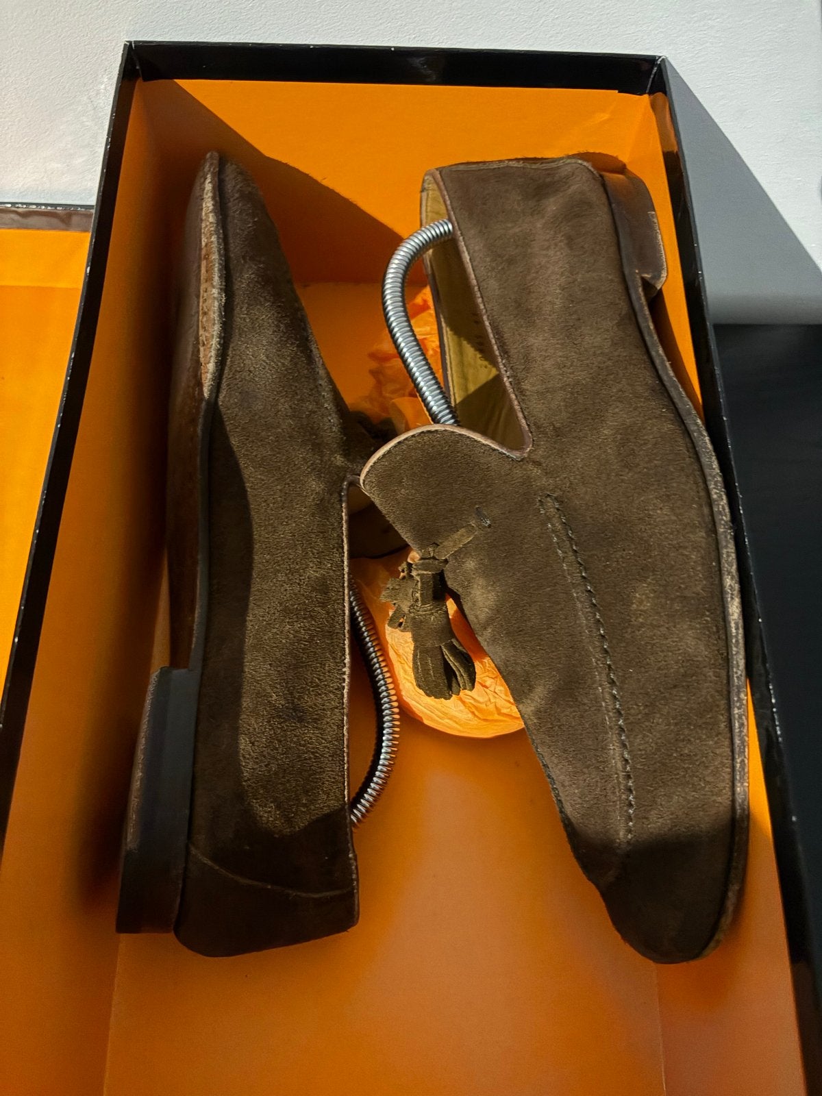 Magnanni suède loafers met kwastjes - bruin maat 41, Loafers, Bruin, Ophalen of Verzenden, Gedragen