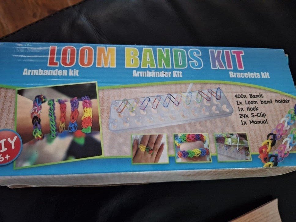 Loom Bands Kit - Maak je eigen kleurrijke armbanden!, Hobby en Vrije tijd, Knutselen, Overige thema's, Nieuw, Meerkleurig, Ophalen of Verzenden
