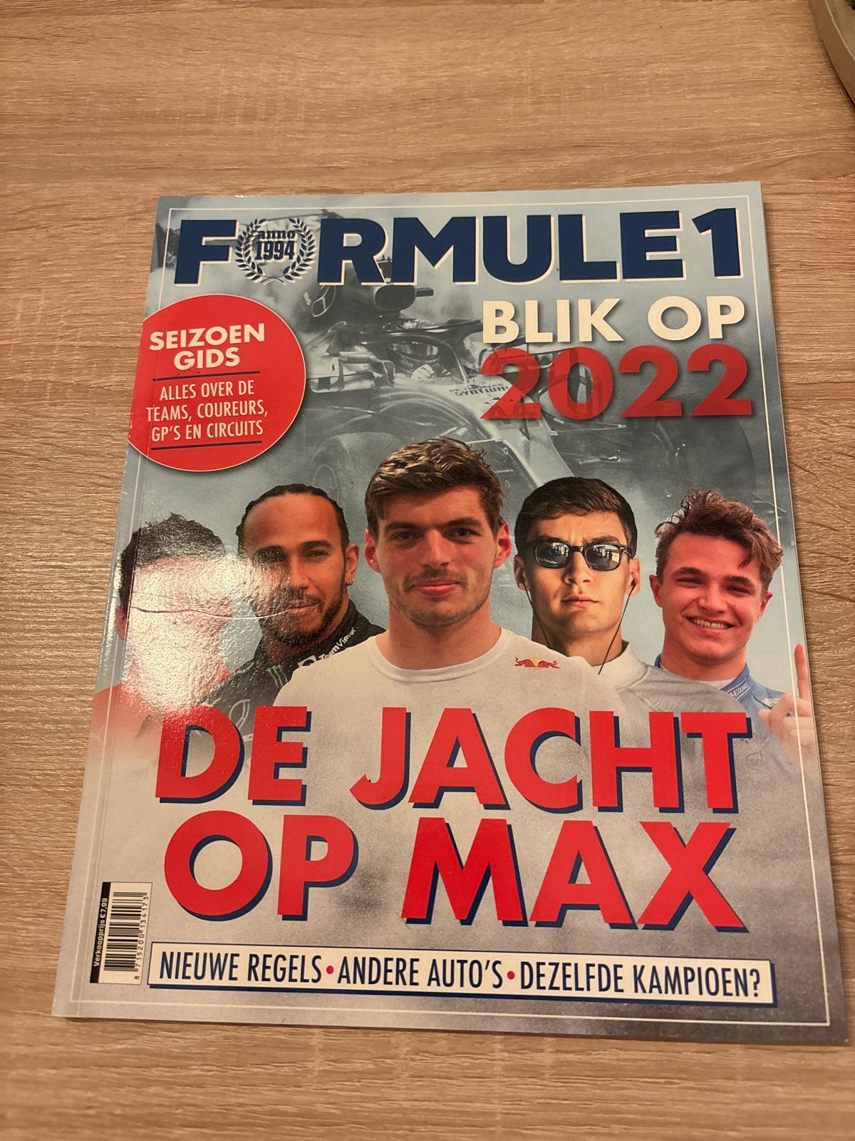 Formule 1 Blik op 2022 Seizoen Gids - De Jacht op Max, Ophalen of Verzenden, Zo goed als nieuw, Overige typen