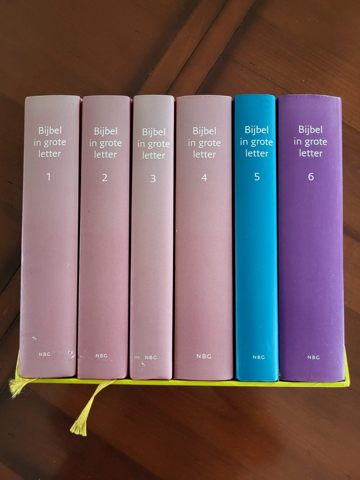 Bijbel in grote letter – NBG – complete 6-delige set, Boeken, Ophalen of Verzenden, Gelezen, Prisma of Spectrum