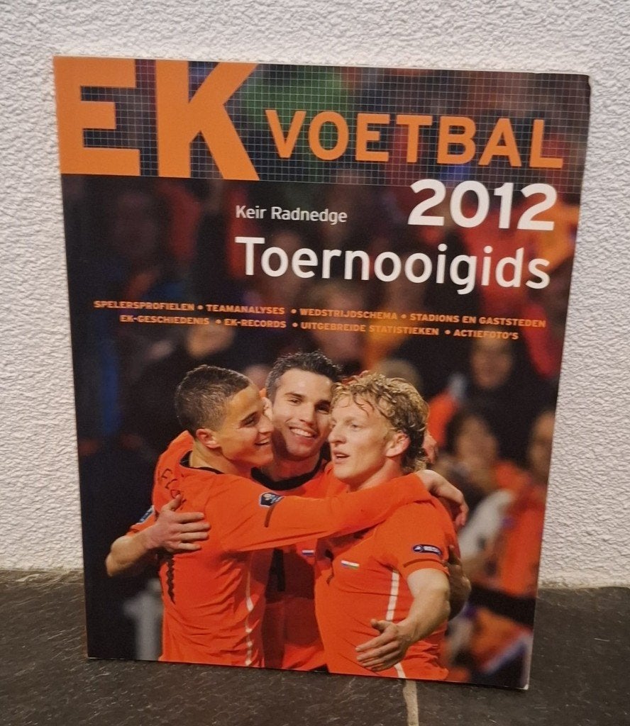 EK voetbal 2012 toernooigids, Ophalen of Verzenden, Zo goed als nieuw, Buitenlandse clubs, Boek of Tijdschrift