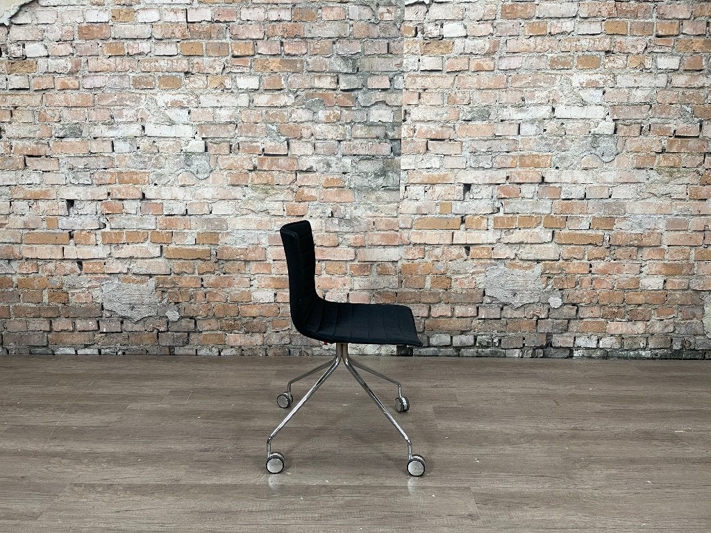 Arper Catifa 46 Trestle – Zwart | Lievore Altherr Molina, Ophalen, Zwart, Design, Zo goed als nieuw