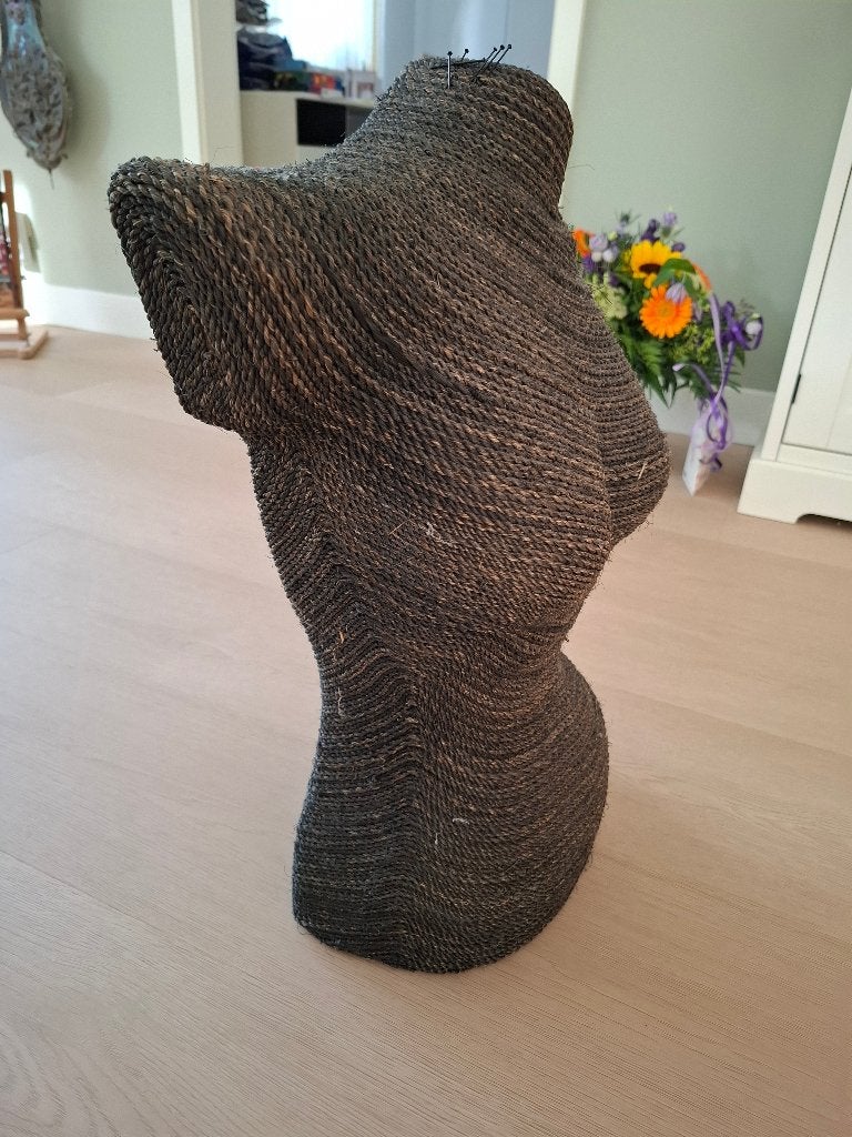 Decoratieve paspop/buste van touw, Overige typen, Vrouw, Zo goed als nieuw, Ophalen