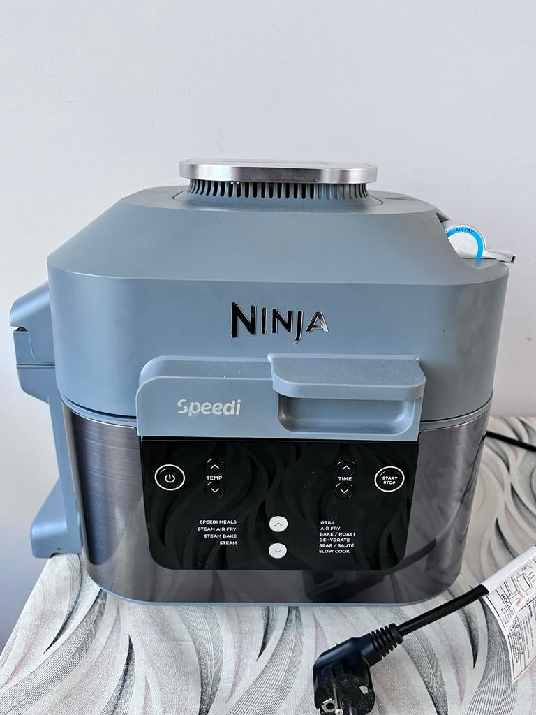 Ninja Speedi Multicooker - Airfryer, Grill, Stoom, Ophalen of Verzenden, Zo goed als nieuw