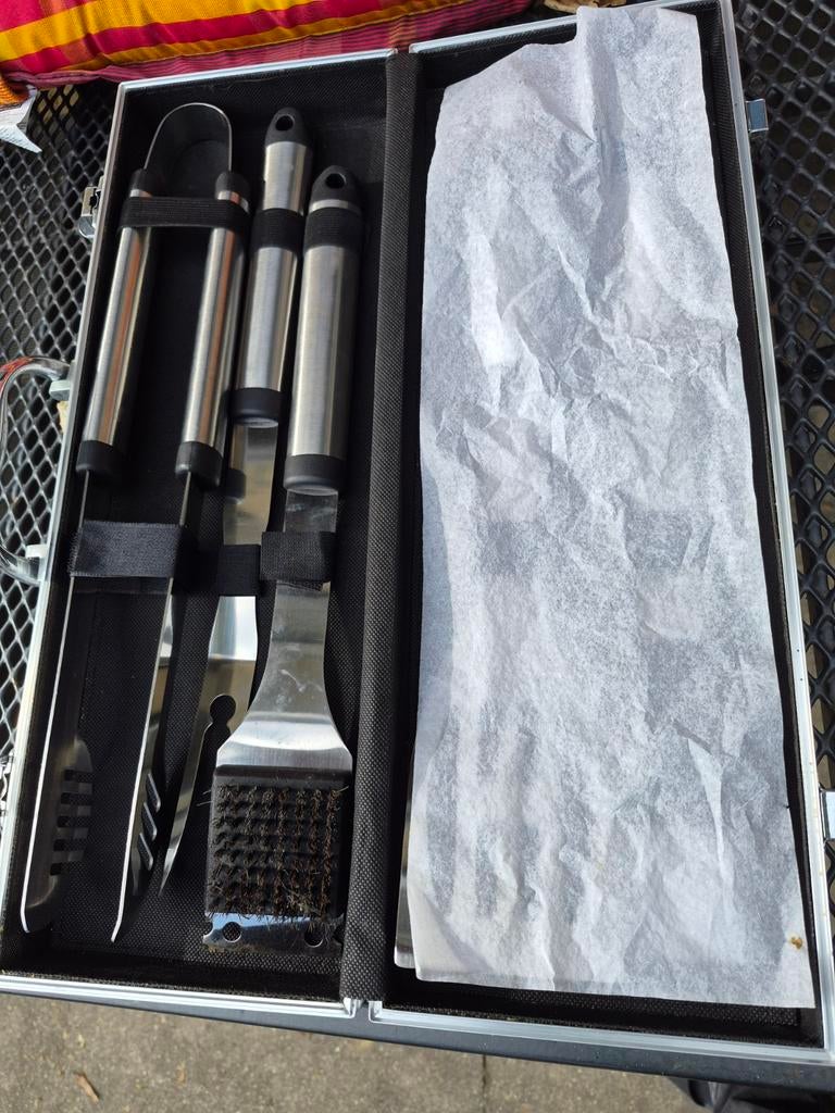 BBQ Gereedschap Set in Aluminium Koffer, Ophalen of Verzenden, Nieuw, Onbekend