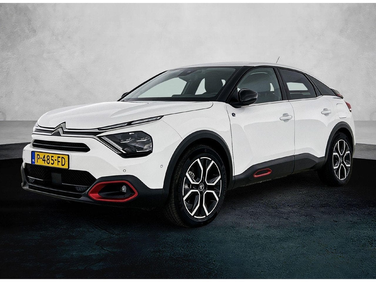 Citroën Ë-C4 Shine 136pk 50 kWh Automaat | 1ste Eigenaar |, Automaat, 136 pk, Gebruikt, SUV of Terreinwagen