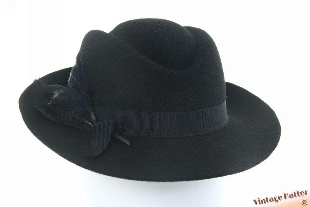 vintage Dameshoed Markert Hut zwart vilt met veren 55 = S-XS, 55 cm (S, 6⅞ inch) of minder, Markert Hut, Hoed, Ophalen of Verzenden
