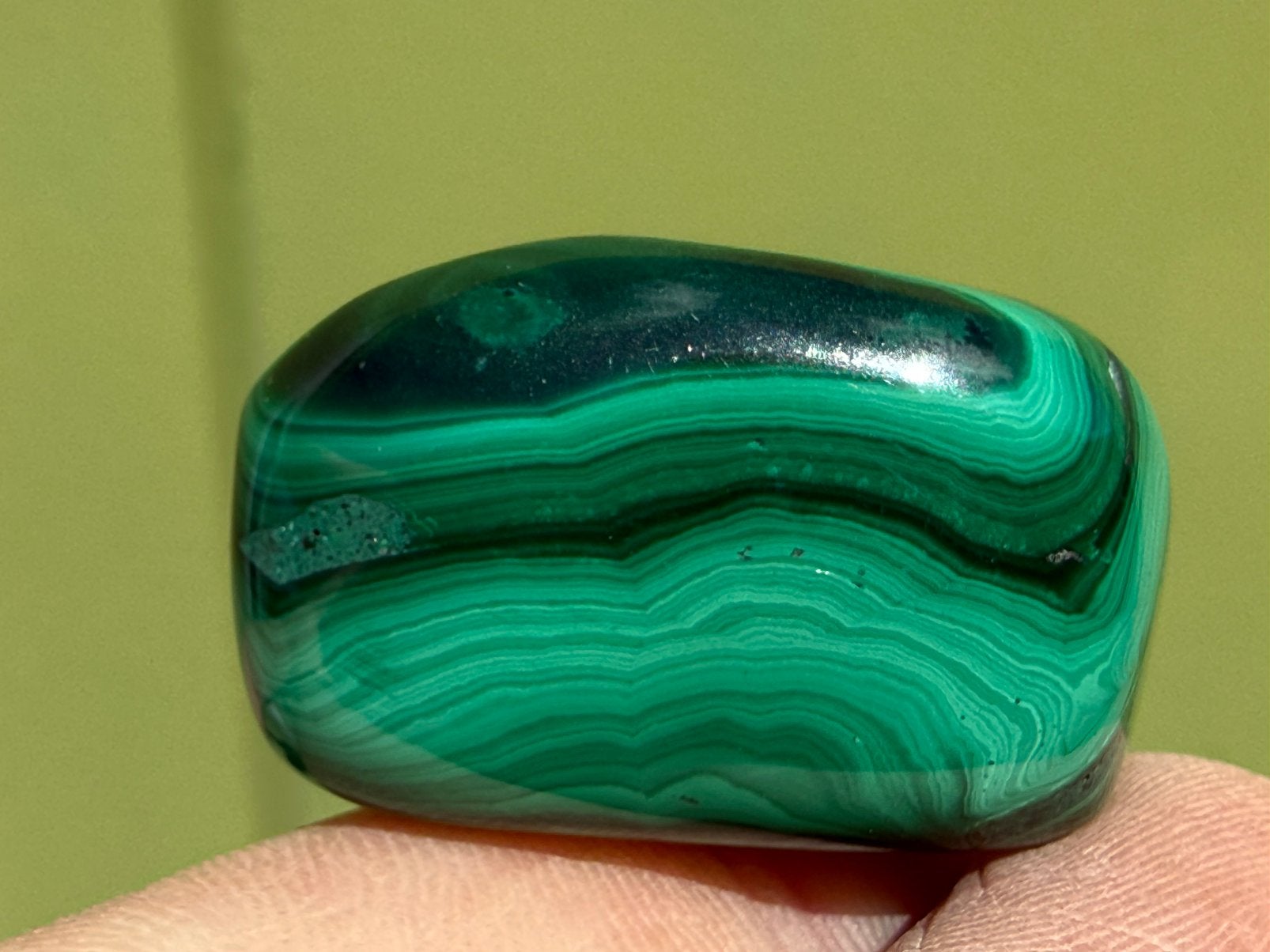 Malachiet broekzaksteen mineralen edelstenen, Verzamelen, Mineralen en Fossielen, Ophalen of Verzenden, Mineraal