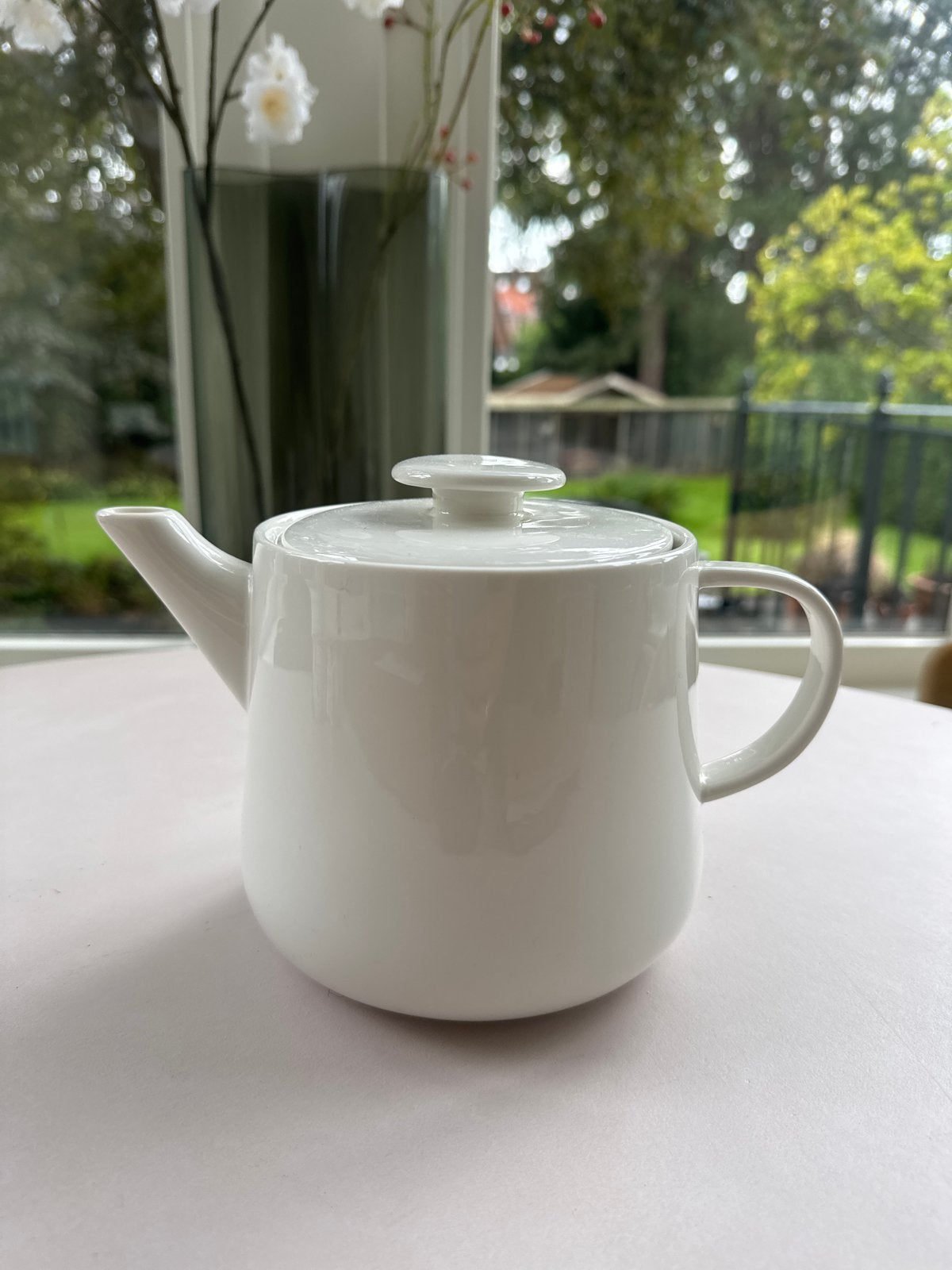 Witte theepot van HEMA, Huis en Inrichting, Gebruikt, Steen/keramiek, Wit, Overige merken