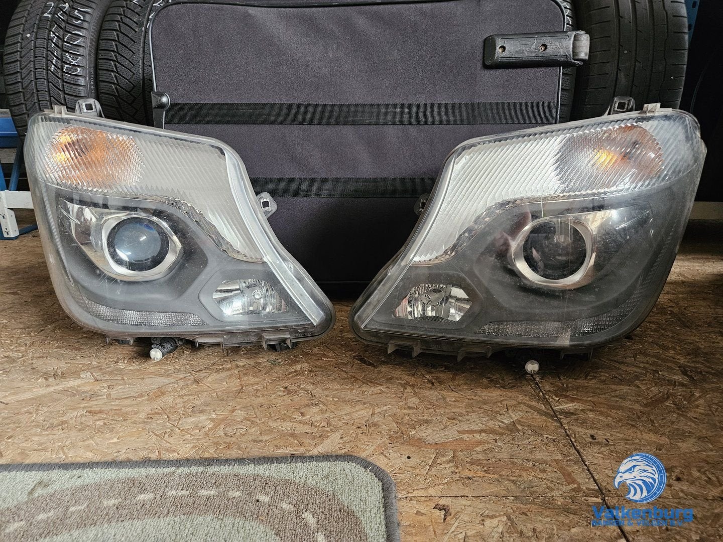 Originele Mercedes Sprinter B906 W906 Facelift Bi-Xenon kopl