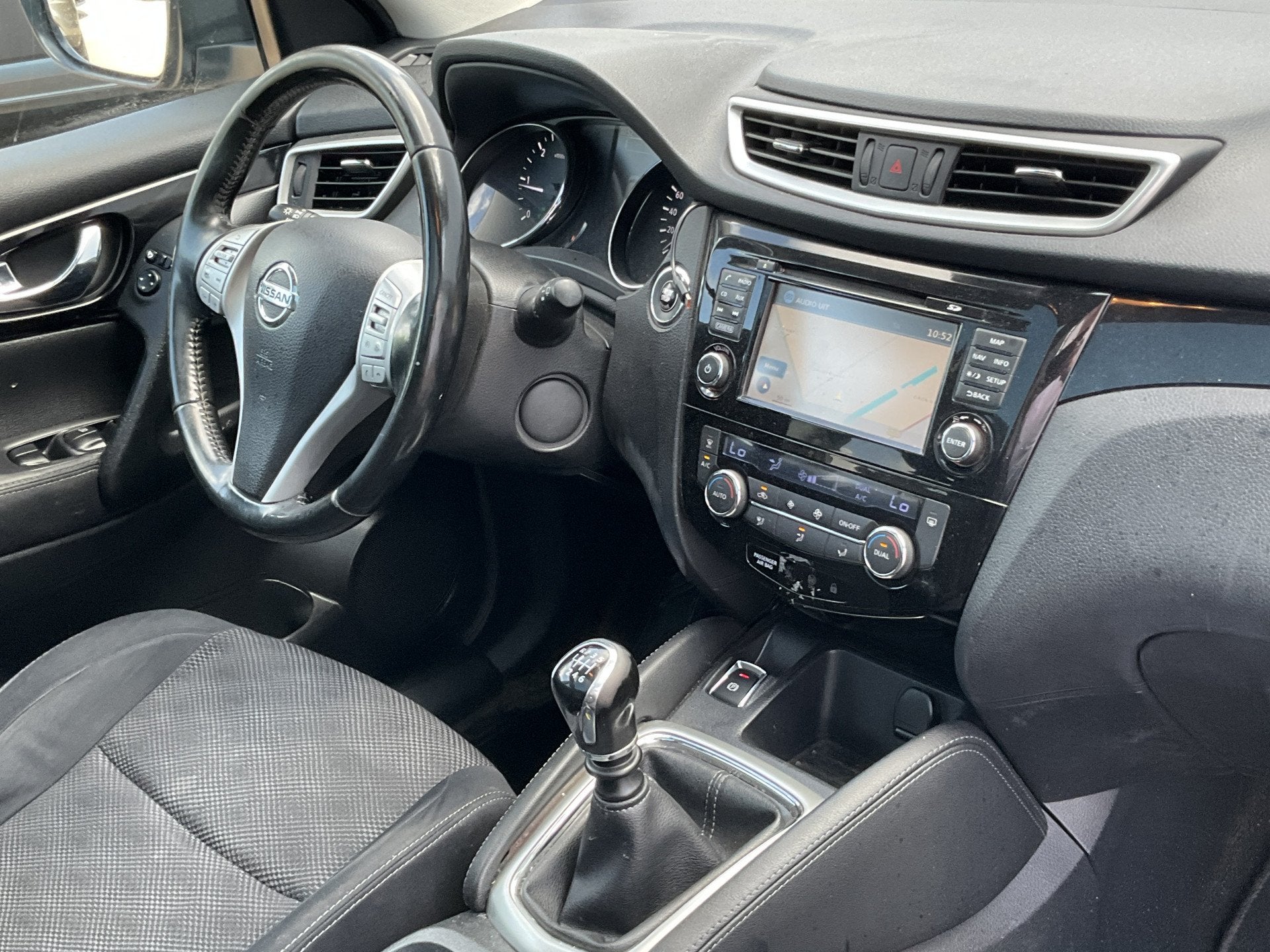 Nissan QASHQAI 1.5 dCi Connect Edition Trekhaak Nav/Cruise C, Auto's, Voorwielaandrijving, Parkeersensor, Gebruikt, 4 cilinders