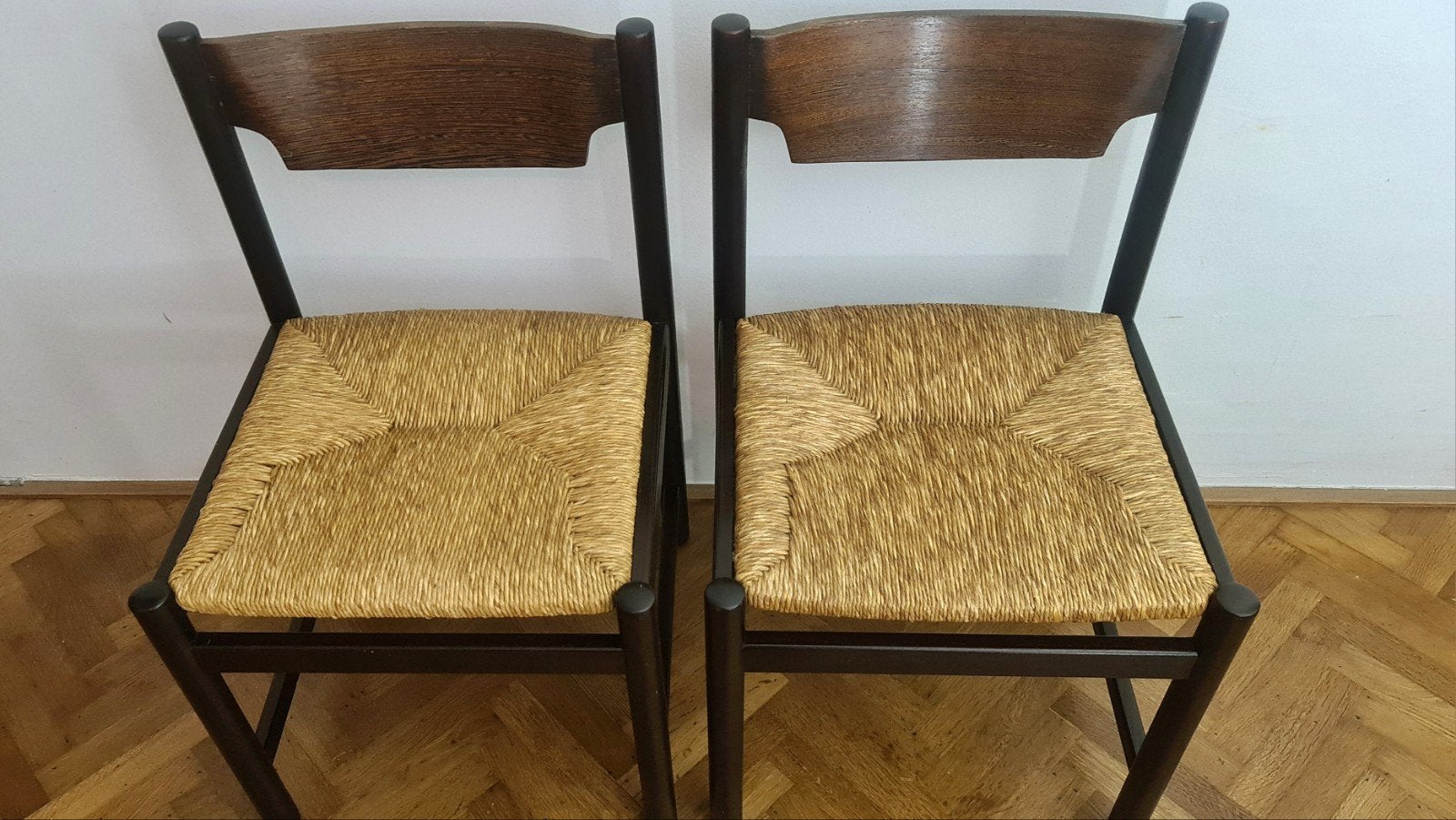 Twee vintage, design stoelen. Vico Magistretti, Huis en Inrichting, Ophalen, Twee