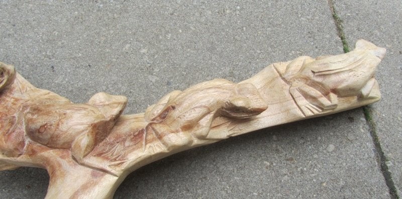 OPRUIMING - KIKKERS - UIT HOUT GESNEDEN NU VOOR 14,50, Ophalen of Verzenden, Nieuw, Beeldje of Figuurtje