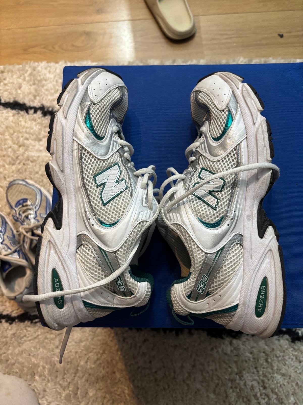 New Balance 530 Groen/Wit Maat 42.5