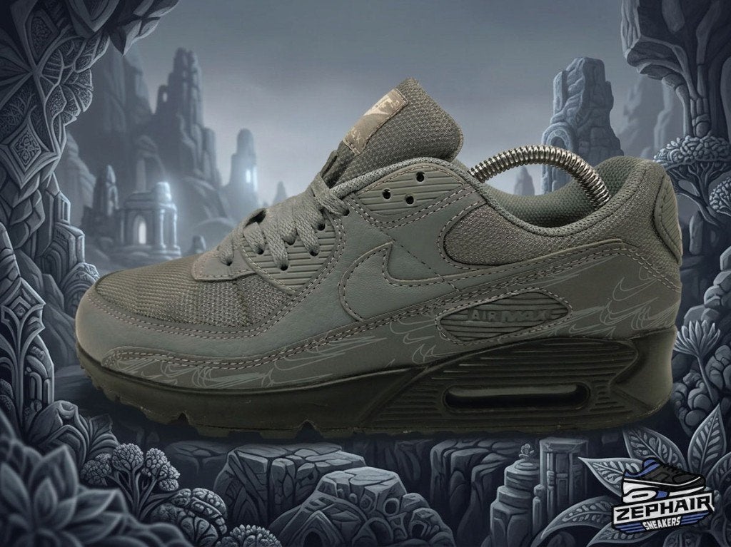Nike Air Max 90 'Reflective Gray' EU44 2023, Colosseum 1, 1213 NL Hilversum, Nederland, Verzenden, Zwart, NIKE