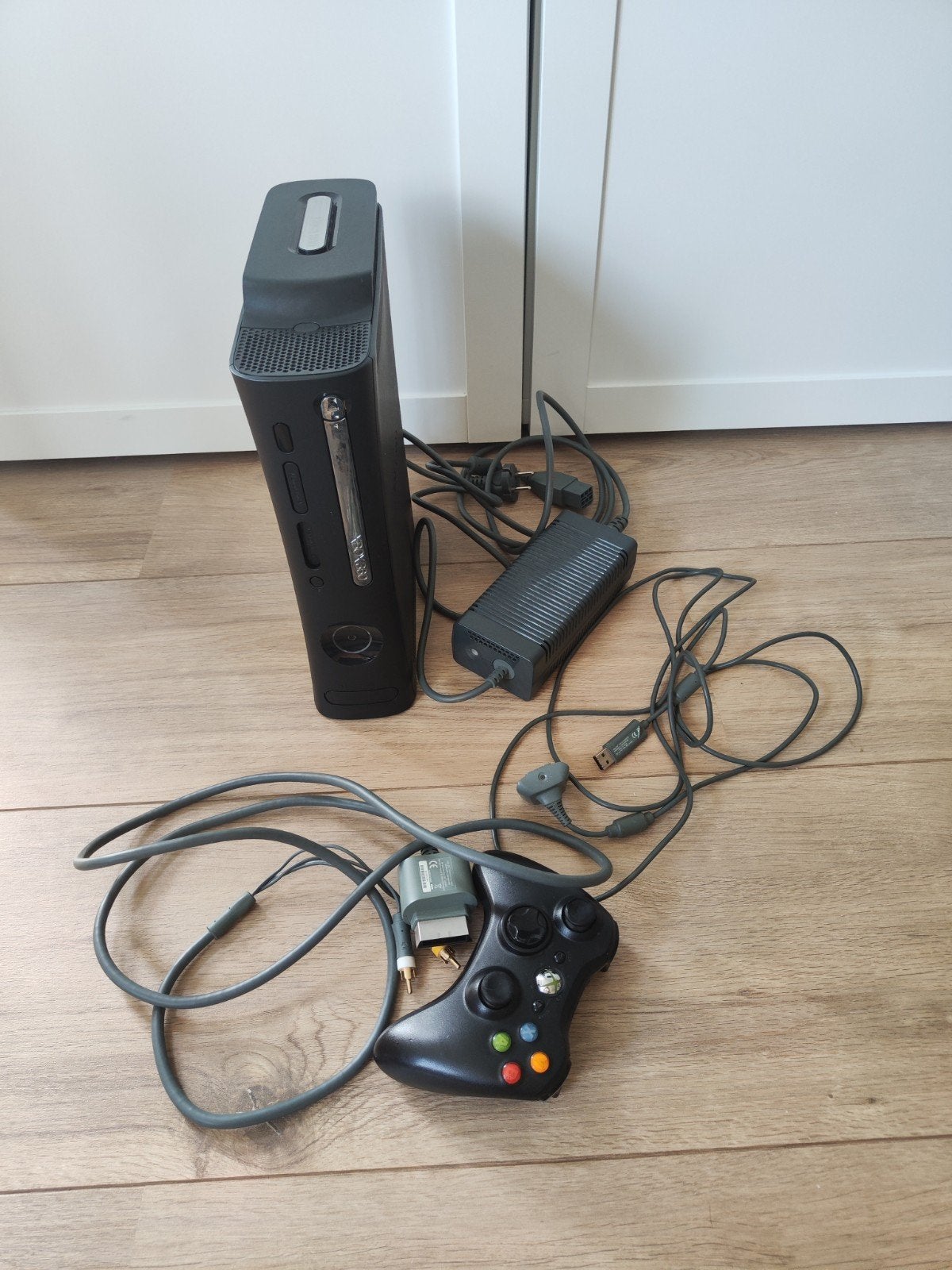 Xbox 360 console, controller, stuur en 18 games, Spelcomputers en Games, Ophalen of Verzenden, Gebruikt