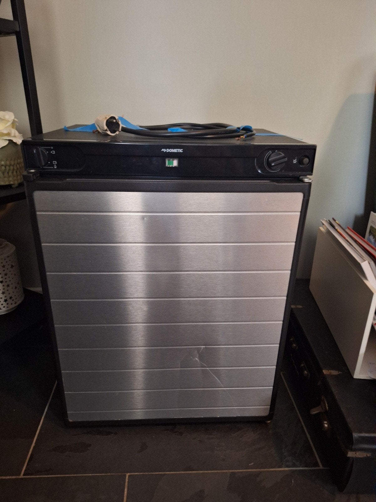 Dometic absorptie koelkast voor boot of caravan, Caravans en Kamperen, Ophalen, Zo goed als nieuw