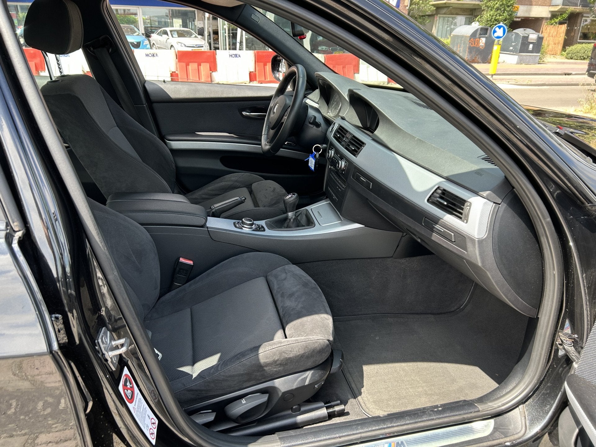BMW 3 Serie 318i Corporate Lease M Sport Edition airco/ecc n, Euro 5, Zwart, 4 cilinders, Leder en Stof