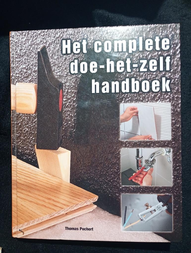 Pochert, Het Complete Doe-het-zelf-Handboek, Ophalen of Verzenden, Gelezen, Klussen
