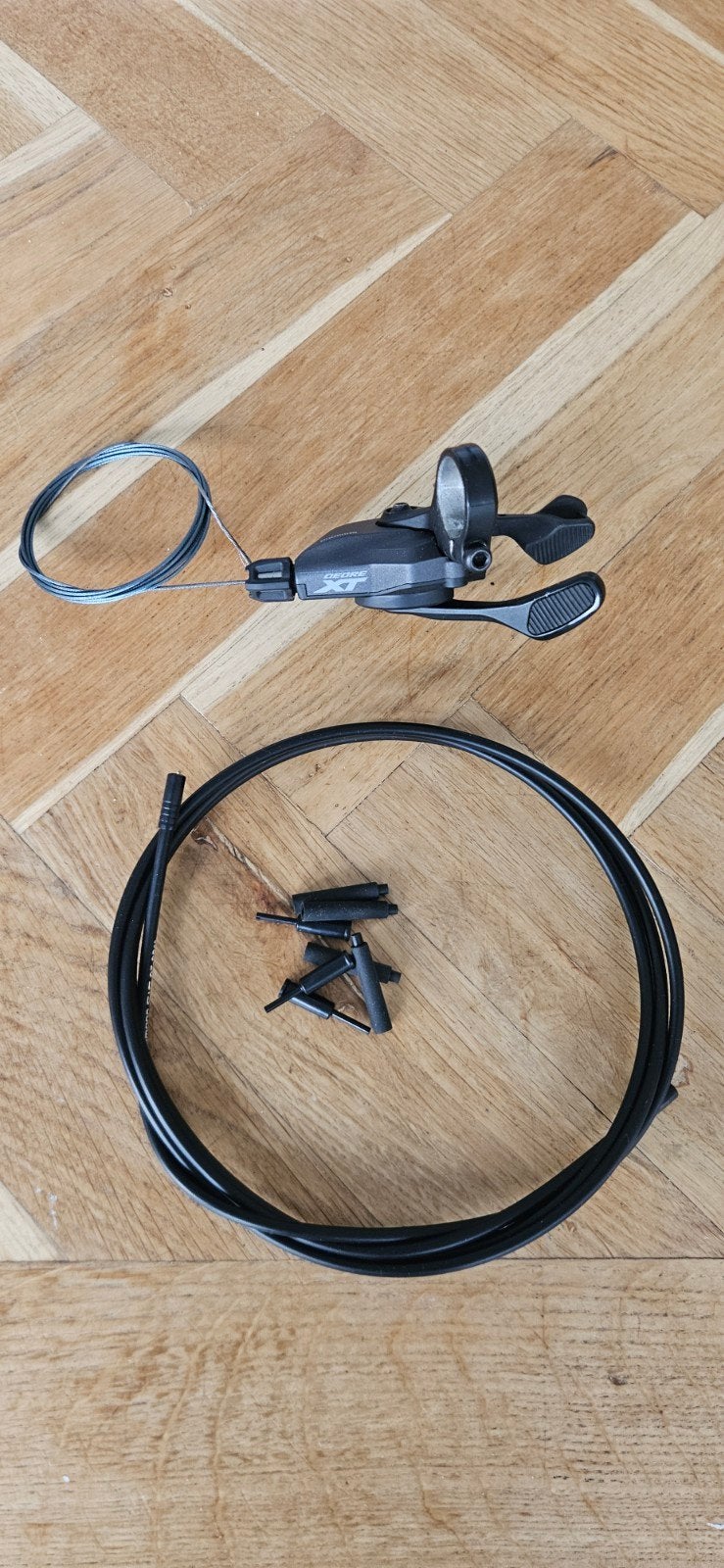 Shimano Deore XT M8100 12-speed shifter met kabel, Fietsen en Brommers, Ophalen, Gebruikt, Overige materialen, Derailleur of Ketting