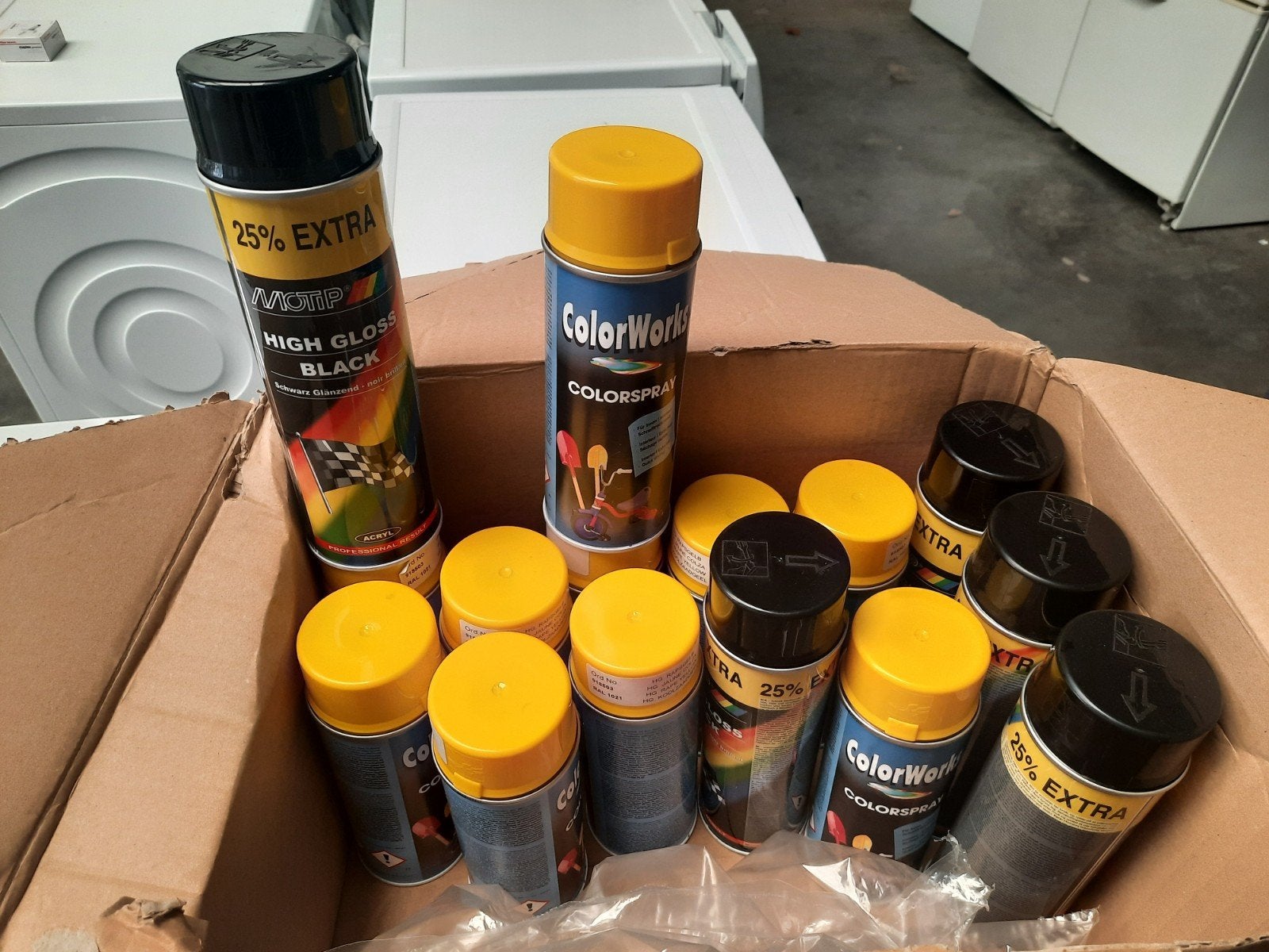 14x Spuitbus Verf Geel en Zwart, Ophalen of Verzenden