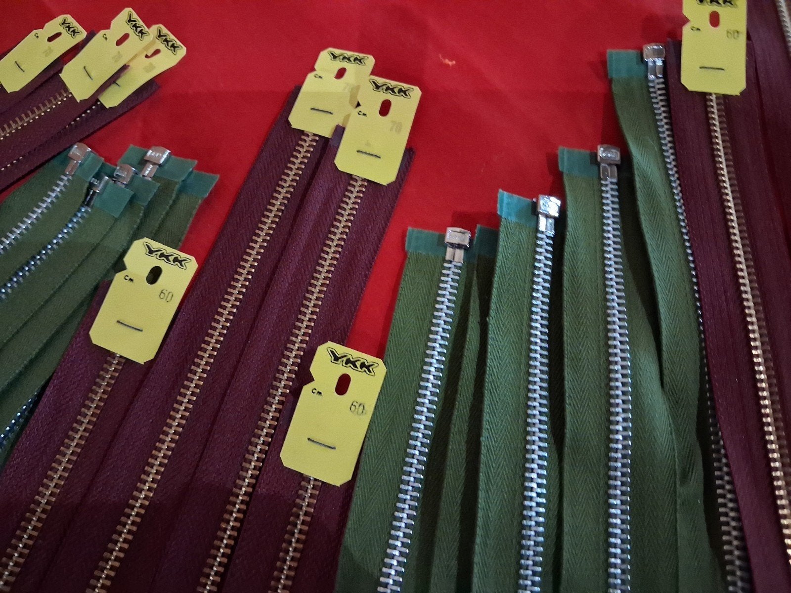nu deze 25 deelbare metalen YKK ritsen, Hobby en Vrije tijd, Naaien en Fournituren, Ophalen of Verzenden, Nieuw, Rits of Sluiting