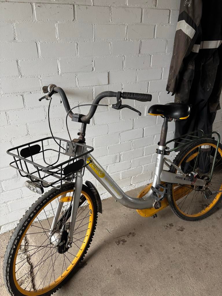 O-Bike deelfiets - Gebruikt, zonder verlichting, Fietsen en Brommers, Fietsen | Dames | Damesfietsen, Gebruikt, Velgrem, Versnellingen