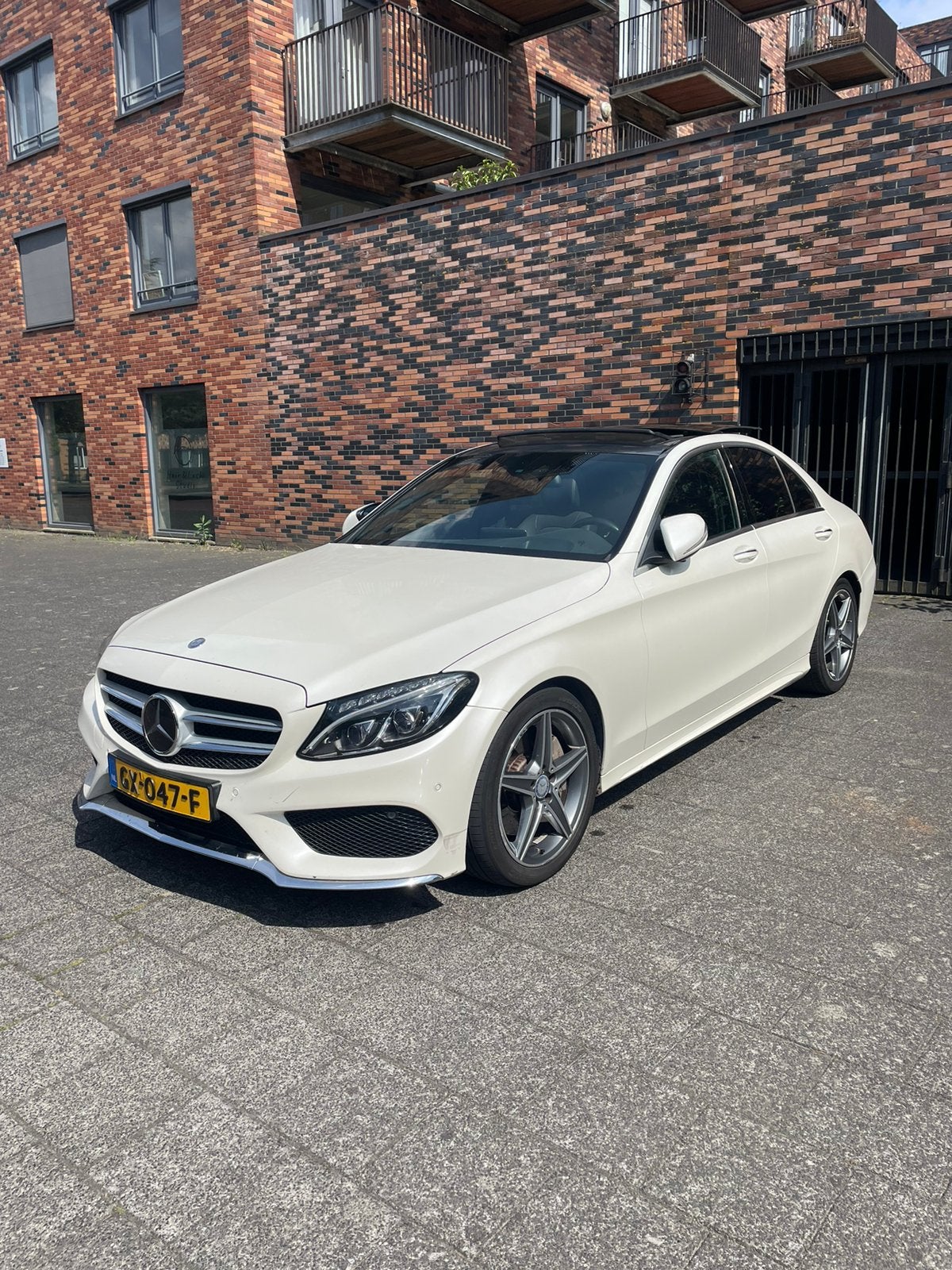 Mercedes-Benz C-Klasse C300 h 231pk 7G-TRONIC 2014 Wit, Automaat, Achterwielaandrijving, 4 cilinders, Wit
