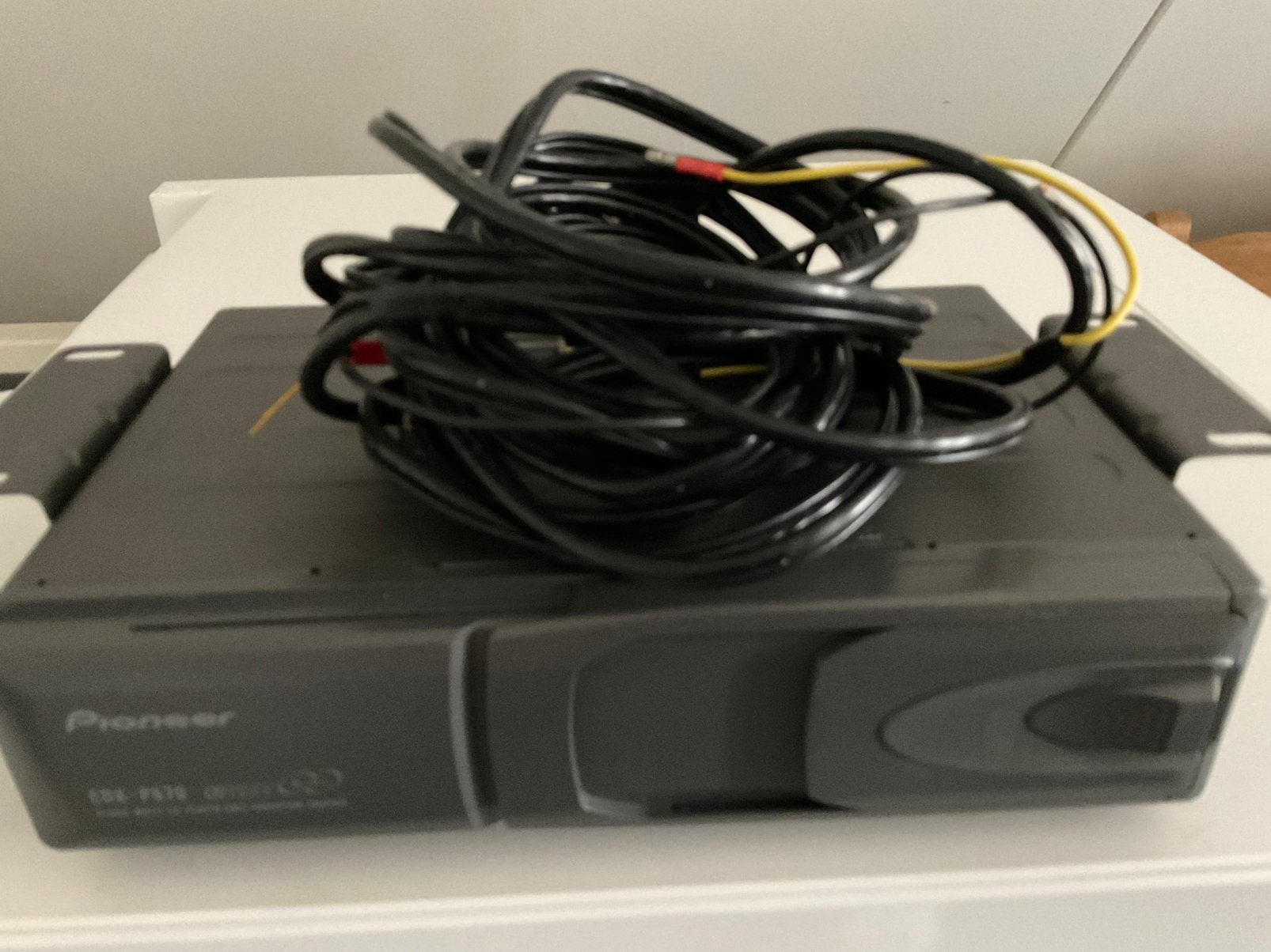 Z.G.A.N  PIONEER CDX-P670 CD WISSELAAR, Ophalen of Verzenden, Zo goed als nieuw