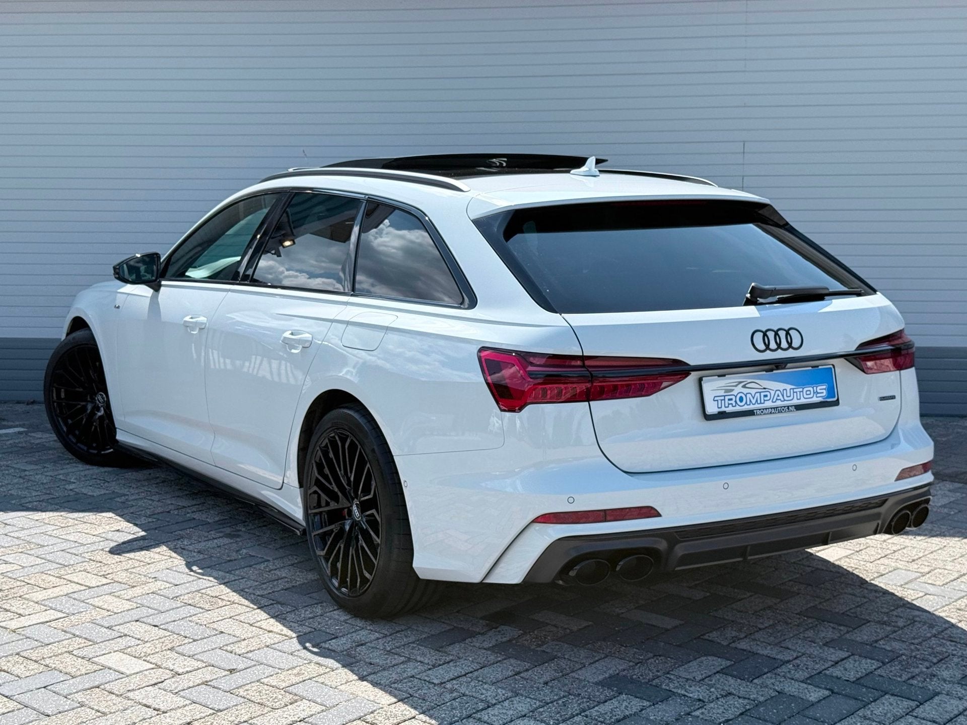 Audi A6 Avant 55 TFSI e quattro S-LINE Competition|PANO|RS S, Auto's, Audi, Automaat, Gebruikt, Zwart, Wit