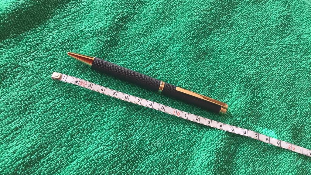Cacharel pen, Ophalen of Verzenden, Zo goed als nieuw, Balpen, Overige merken