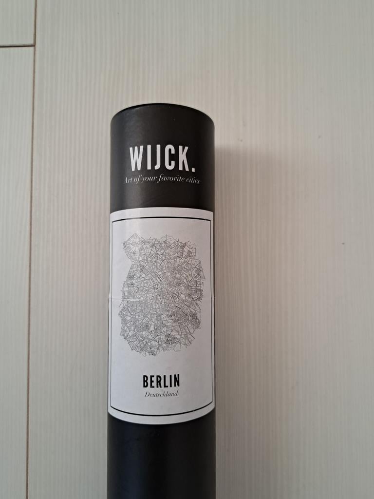 Nieuw Wijck poster
Berlin 50x70, 50 tot 75 cm, Nieuw, Ophalen of Verzenden, Foto of Poster