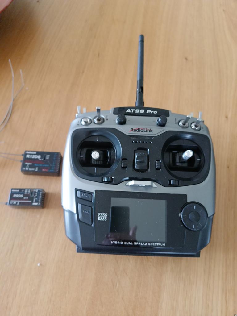 Radiolink 2.4 zender x 2 ontvangers, Ophalen of Verzenden, Zo goed als nieuw