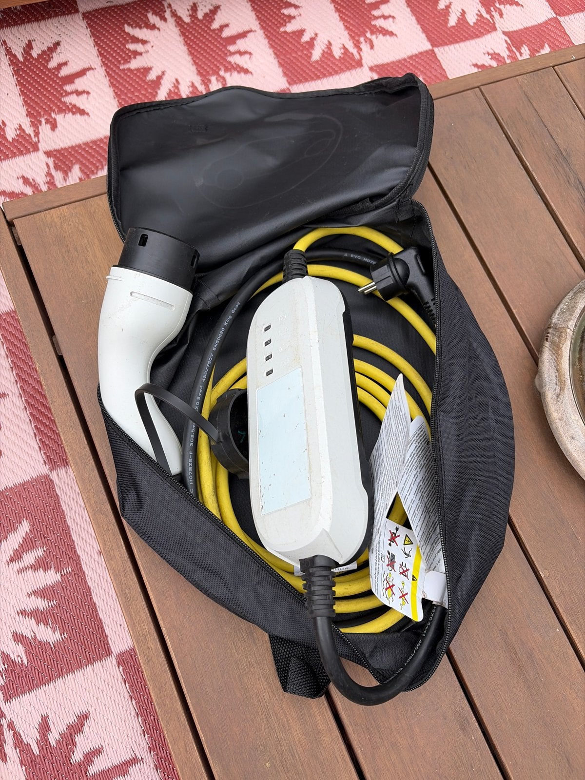 Draagbare EV-oplader Type 2 (Mode 2), Ophalen, Zo goed als nieuw, Laadkabel