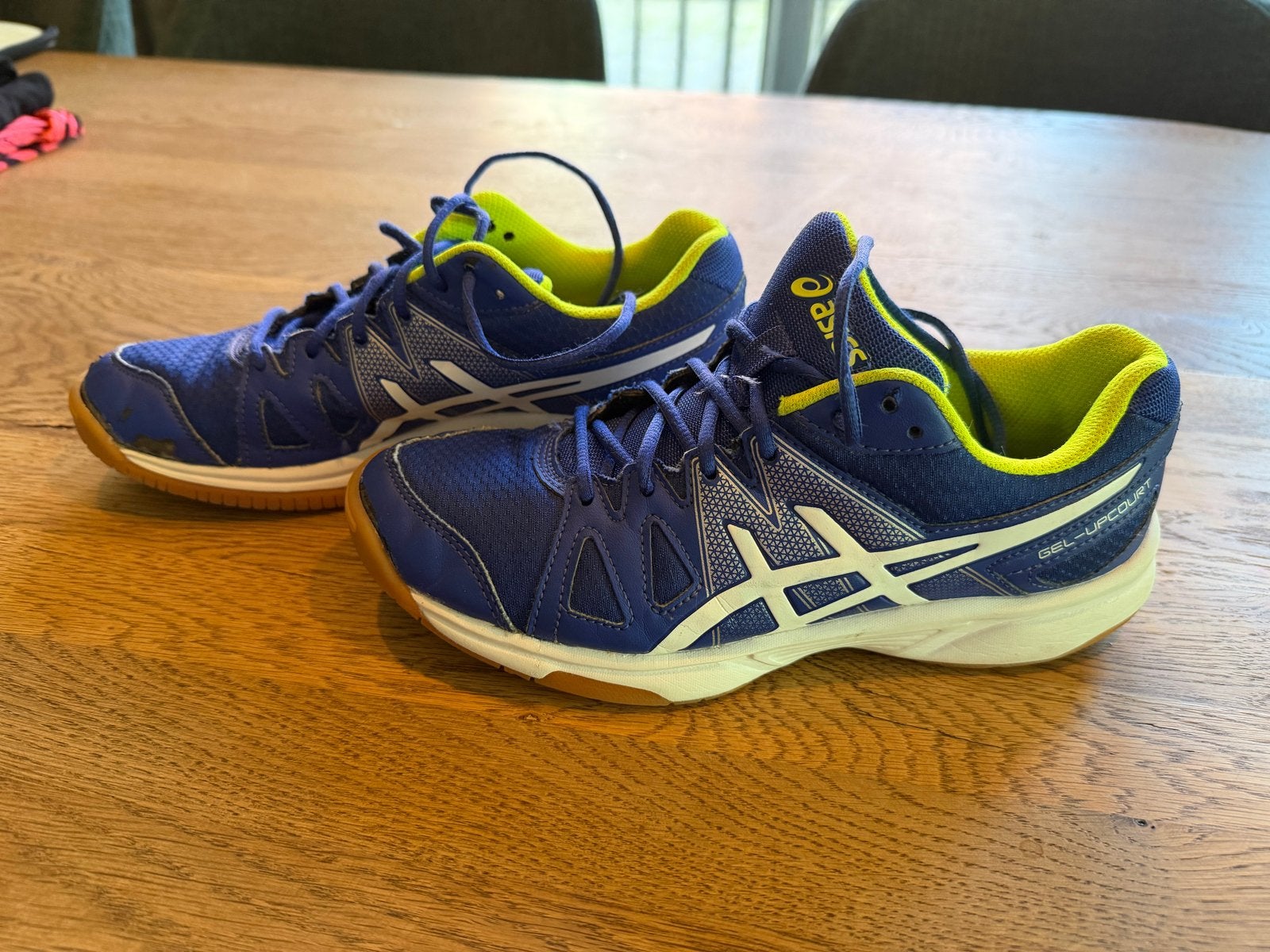 ASICS Gel-Upcourt indoorschoenen - Maat 38, Ophalen of Verzenden, Gebruikt