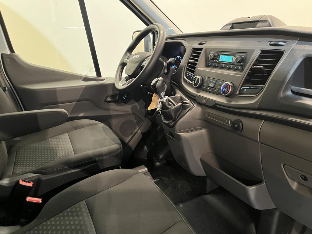 Ford Transit 2.0 TDCI L4 Trend 130 PK RWD Bakwagen / Sorense, Stof, 4 cilinders, Met garantie (alle), Start-stop-systeem