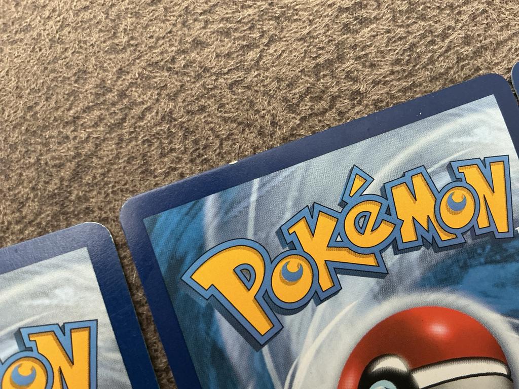 Pokémon V kaarten: Aegislash, Galarian Perrserker, Stoutland, Ophalen of Verzenden, Gebruikt, Meerdere kaarten, Foil