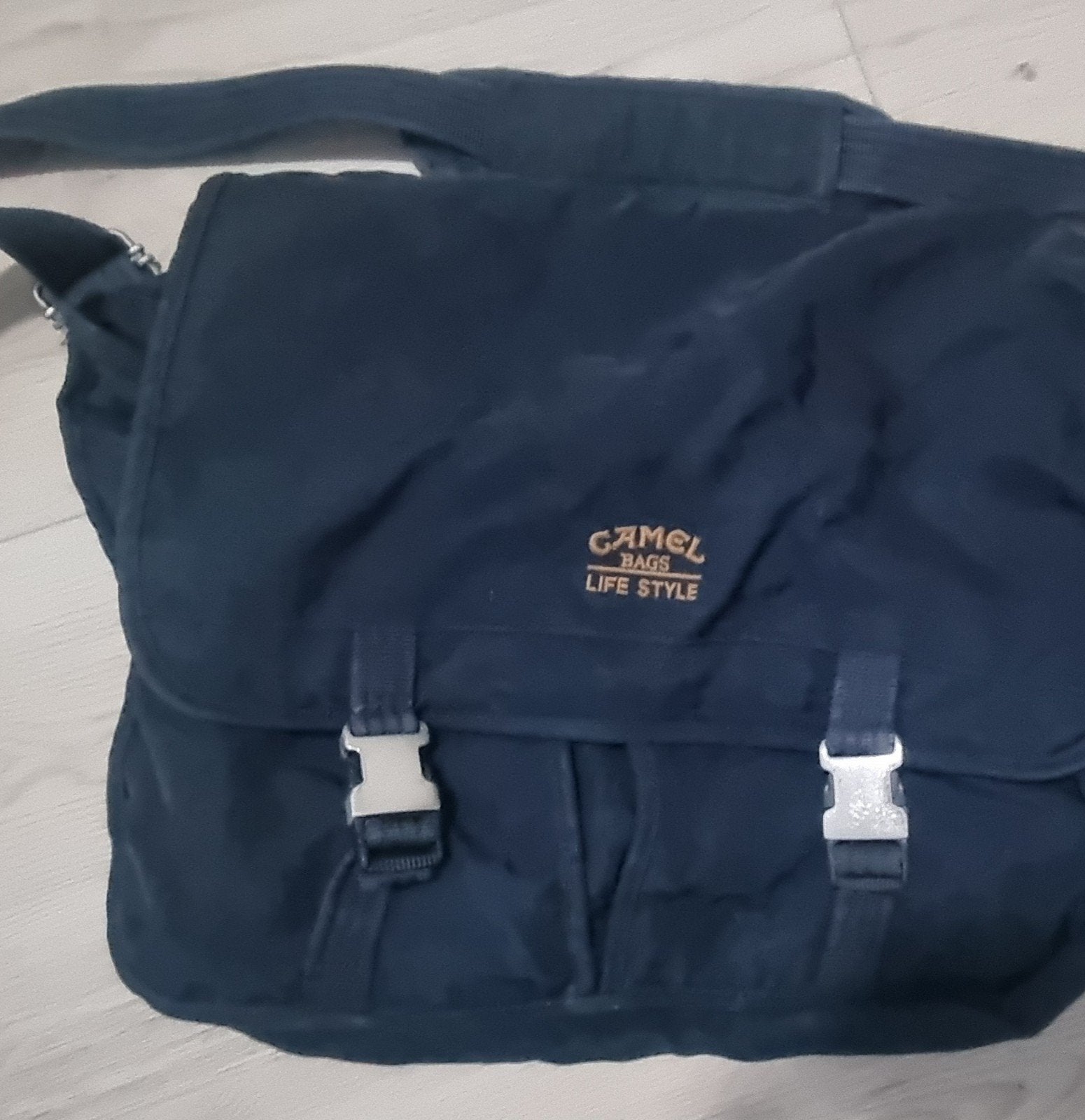 Camel Donkerblauwe Schoudertas / Schooltas - Gebruikt, Ophalen of Verzenden