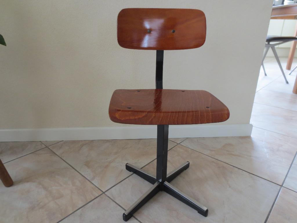Vintage kinderstoel / schoolstoel, Eromes, Ophalen, Gebruikt, Overige typen