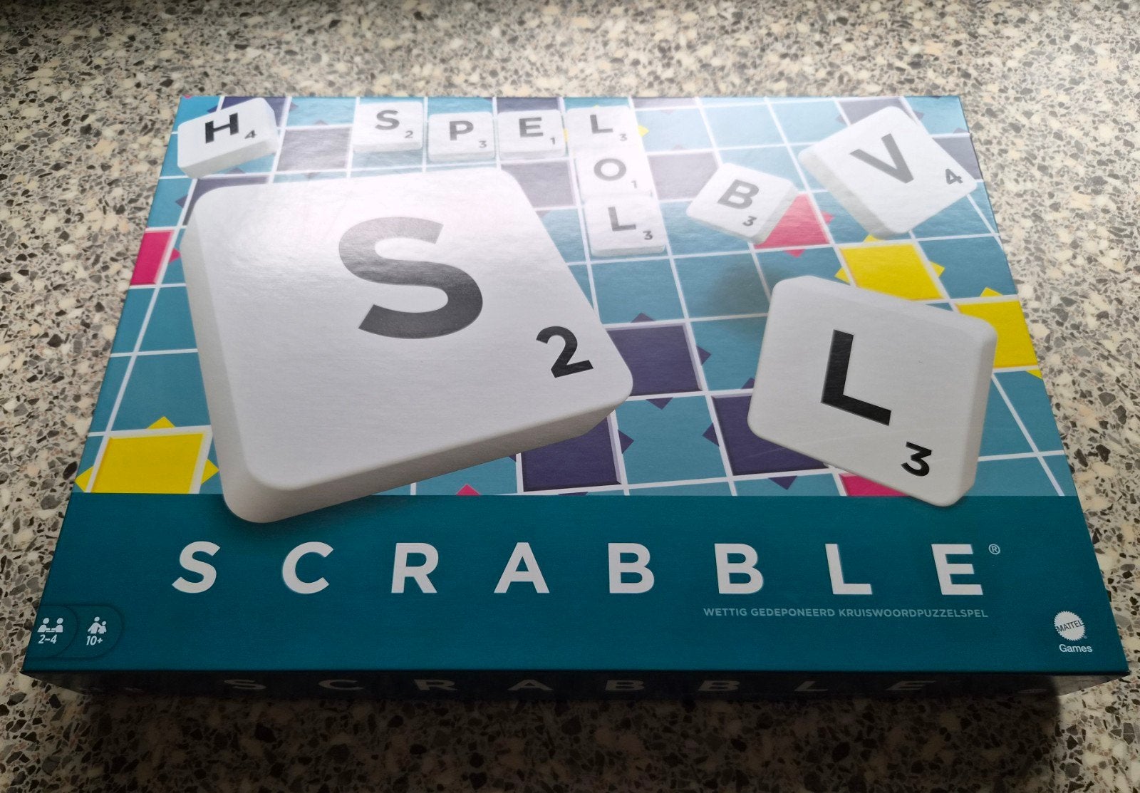 Scrabble, Hobby en Vrije tijd, Gezelschapsspellen | Bordspellen, Een of twee spelers, Ophalen of Verzenden, Zo goed als nieuw