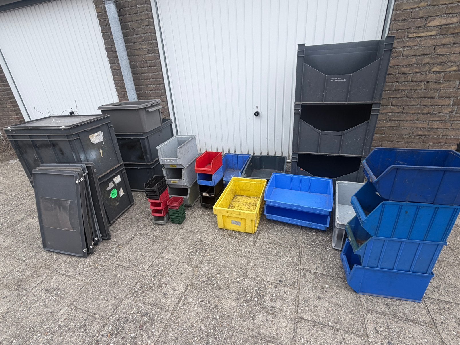 Partij magazijnbakken stapelbakken kunststof opslagbakken, Gebruikt, 60 cm of meer, Ophalen of Verzenden, Minder dan 35 cm