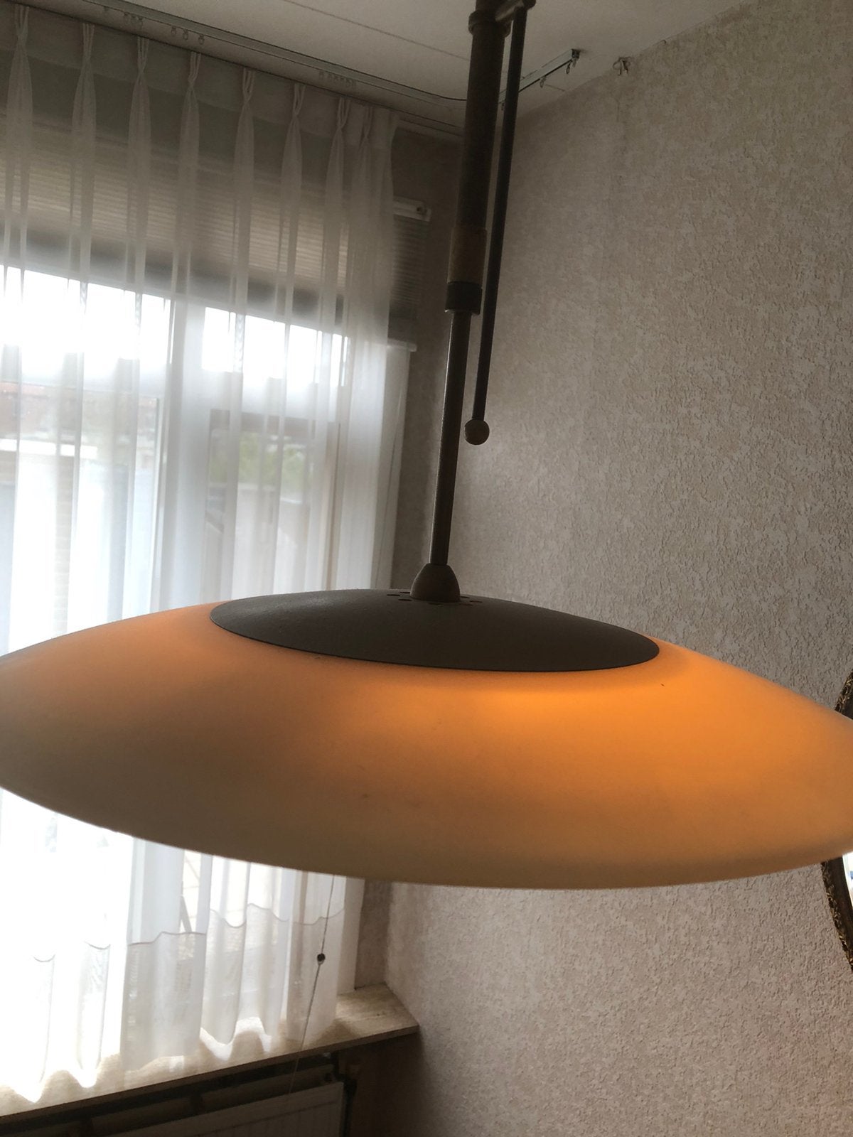 Vintage hanglamp melkglas/bronskleurig, Ophalen, Zo goed als nieuw, Overige materialen, Vintage/modern