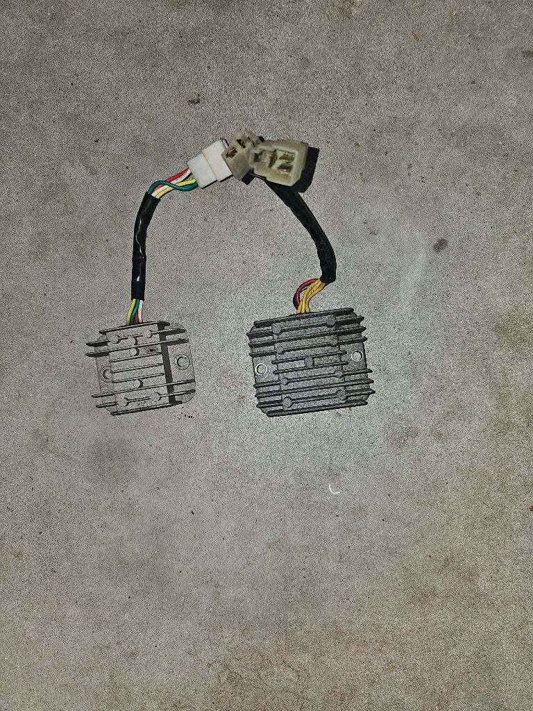 Spanningsregelaars, Motoren, Ophalen of Verzenden, Gebruikt