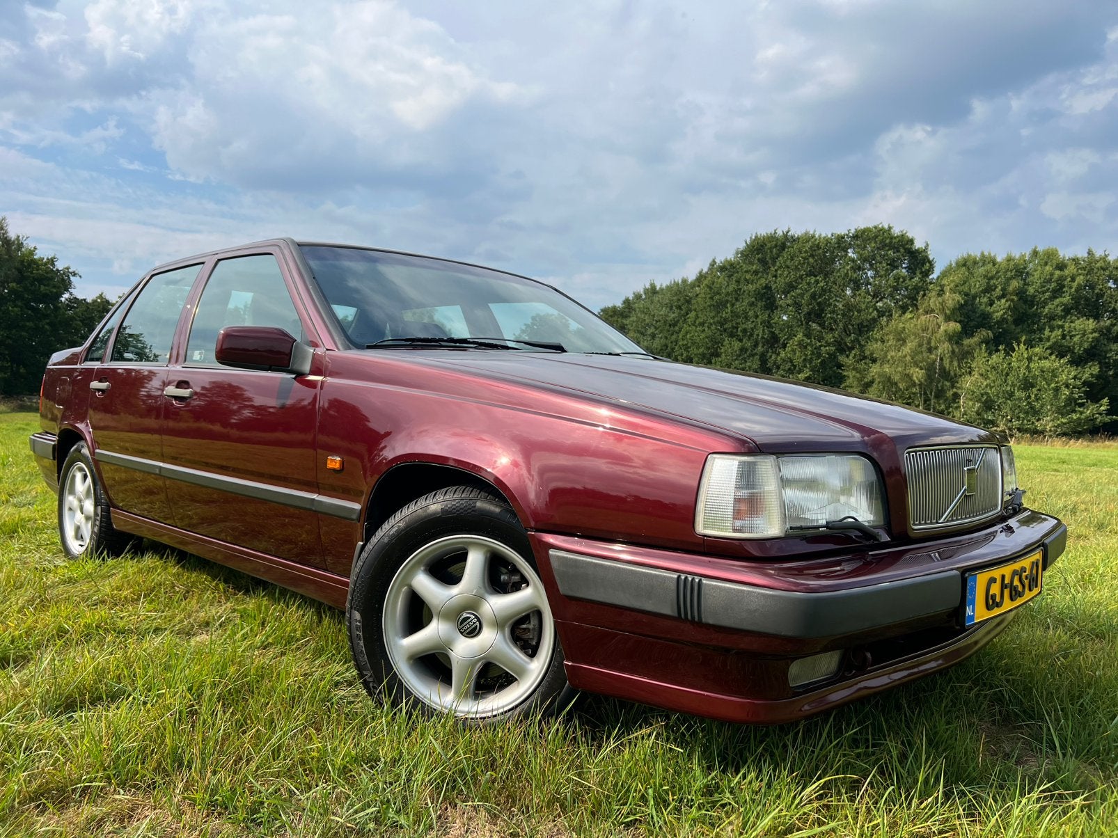 Volvo 850 2.5 GLT 20V E2 1993 Rood, Auto's, Voorwielaandrijving, 1341 kg, Origineel Nederlands, Particulier