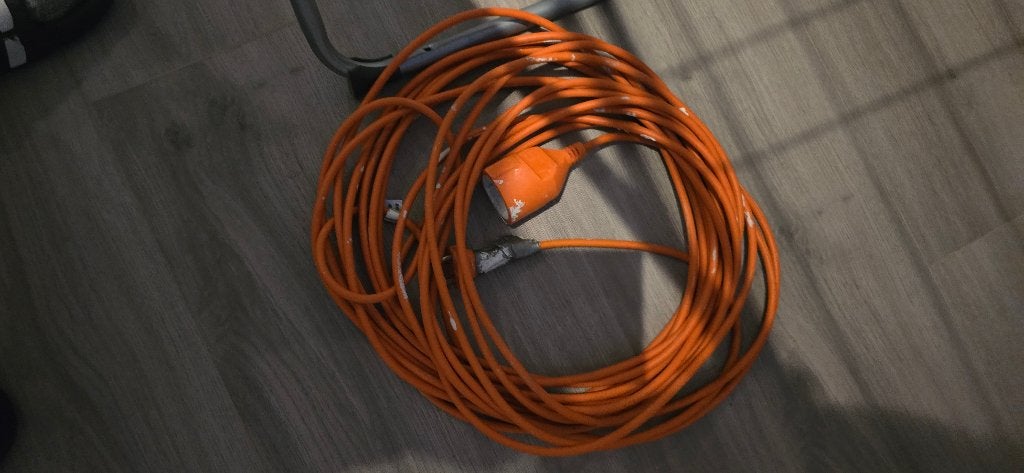 Verlengkabel 5 Meter Oranje Stroomkabel, Ophalen, Kabel of Snoer