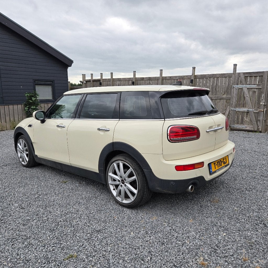 Mini Clubman 1.5 Chili Aut 2019 Wit Sportp Cruise JCW velgen, Auto's, Dealer onderhouden, Wit, Stationwagon, Particulier