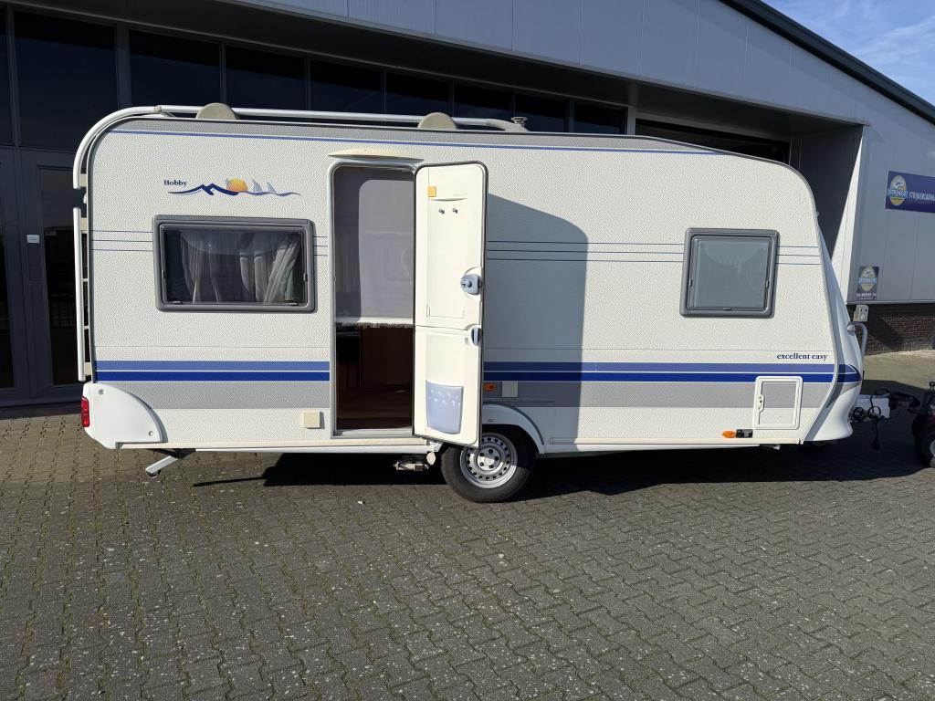 Hobby Excellent Easy 460 UFE Fransbed + Rondzit WC + Tent, Standaardzit, Hobby, Bedrijf, Schokbreker