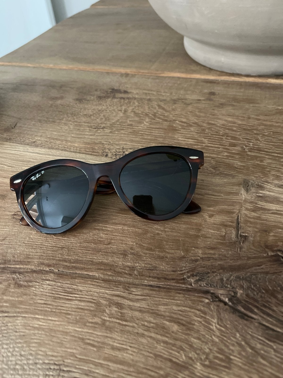 Ray-Ban Wayfarer Zonnebril - Zo goed als nieuw, Zonnebril, Bruin, Ophalen of Verzenden, Zo goed als nieuw