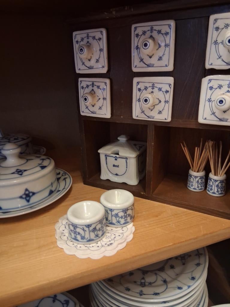 Peper en zoutstel  blauw saksisch  servies, Huis en Inrichting, Keuken | Servies, Ophalen of Verzenden, Nieuw, Porselein, Overige stijlen